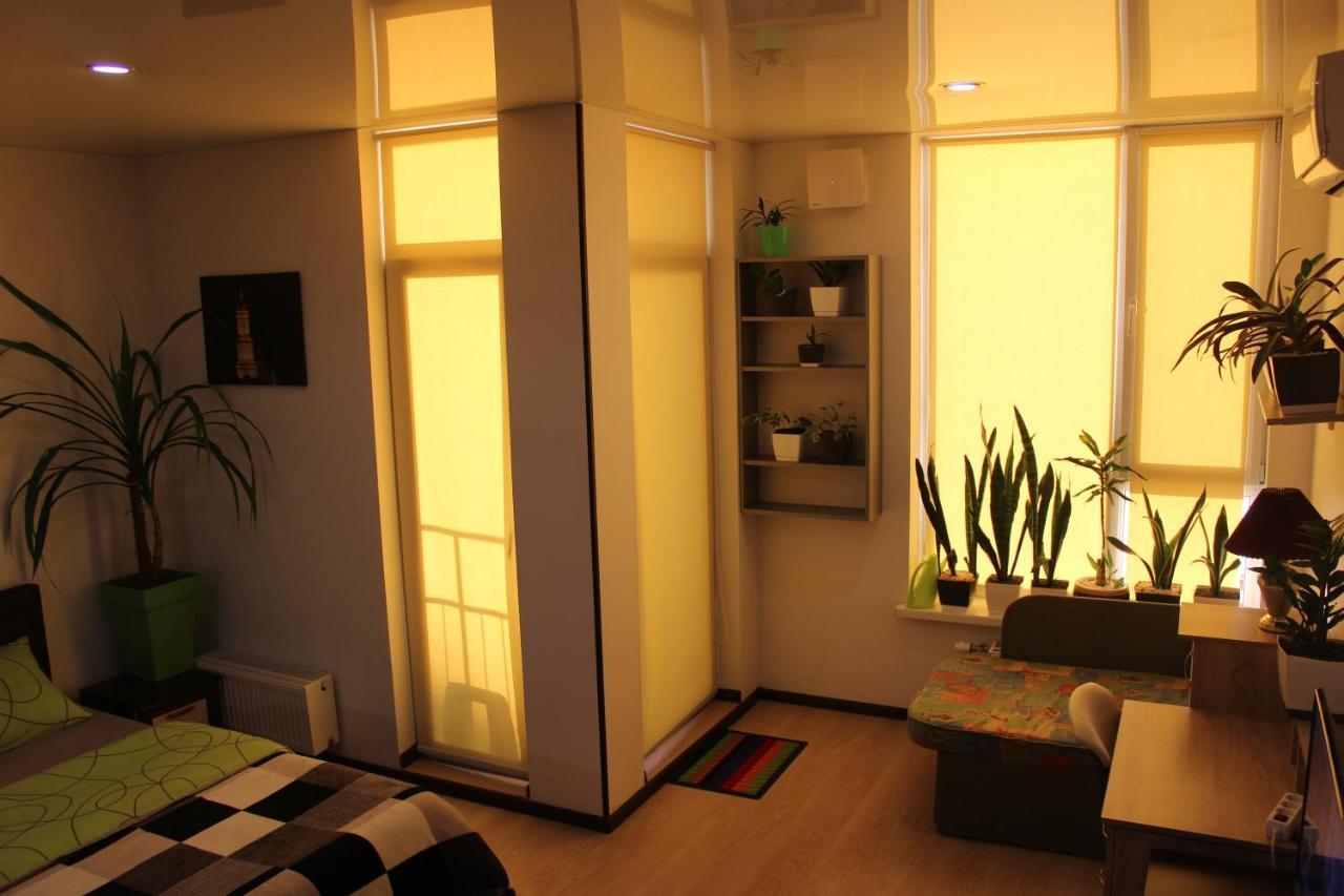 Comfortable Studio Apartments In A Secure Residential Complex Comfort Town Кт-02 Kijev Kültér fotó