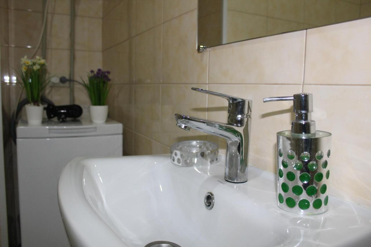 Comfortable Studio Apartments In A Secure Residential Complex Comfort Town Кт-02 Kijev Kültér fotó