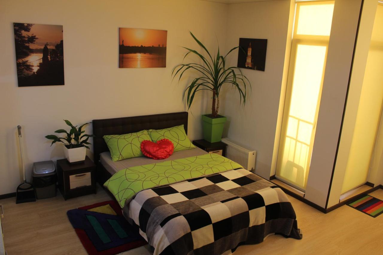 Comfortable Studio Apartments In A Secure Residential Complex Comfort Town Кт-02 Kijev Kültér fotó