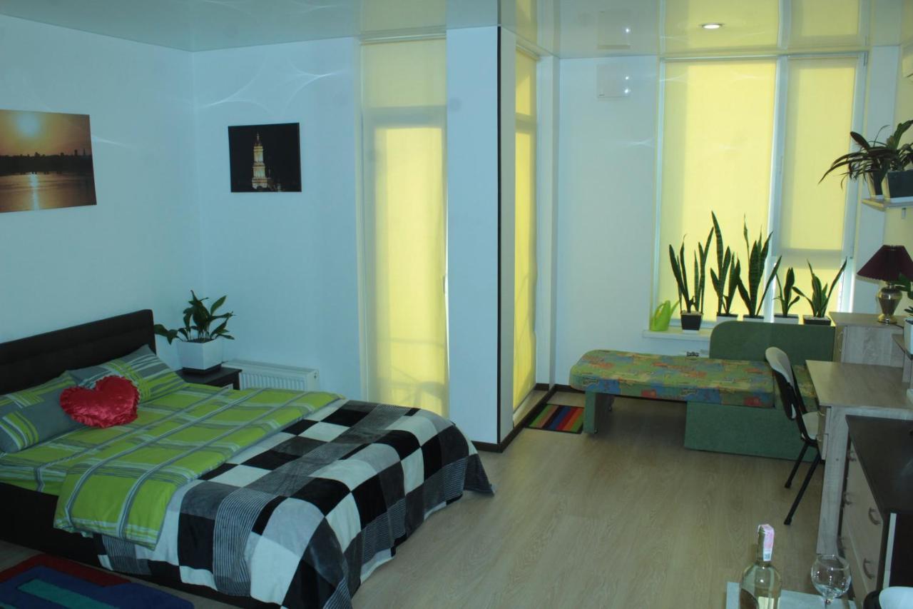 Comfortable Studio Apartments In A Secure Residential Complex Comfort Town Кт-02 Kijev Kültér fotó