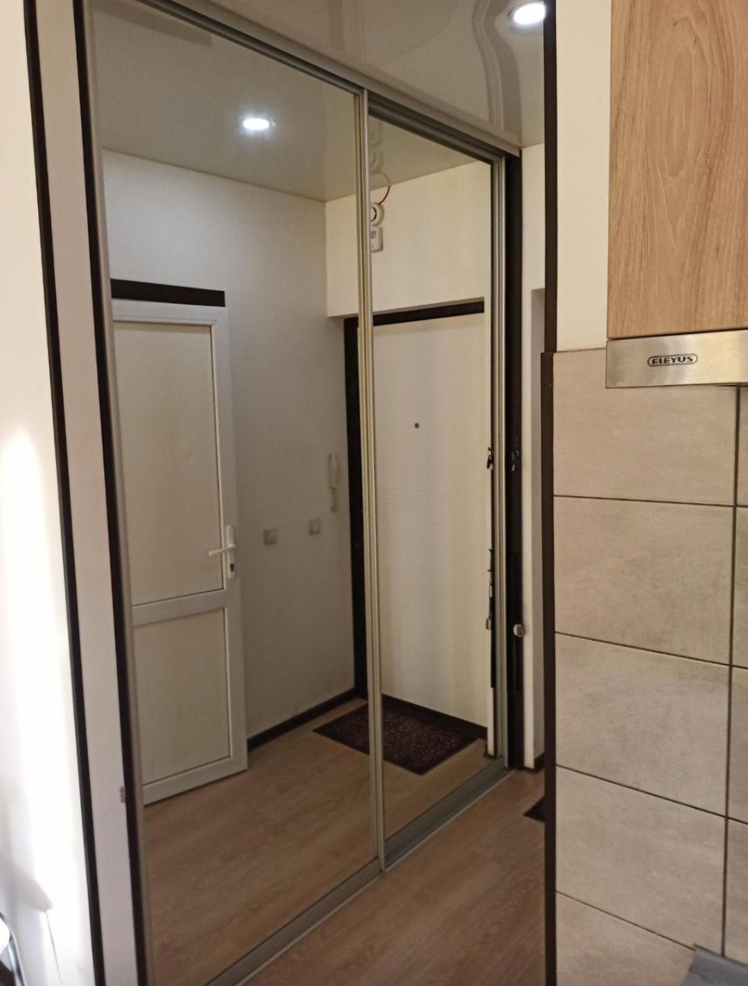 Comfortable Studio Apartments In A Secure Residential Complex Comfort Town Кт-02 Kijev Kültér fotó