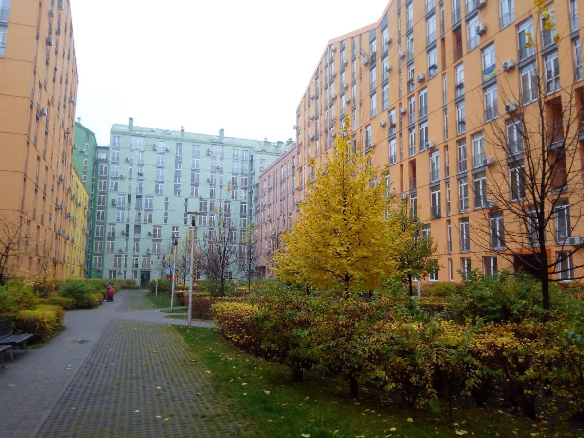 Comfortable Studio Apartments In A Secure Residential Complex Comfort Town Кт-02 Kijev Kültér fotó